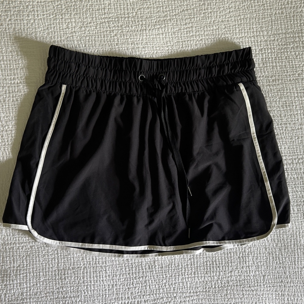 GAPfit Black Athletic Skirt with White Trim